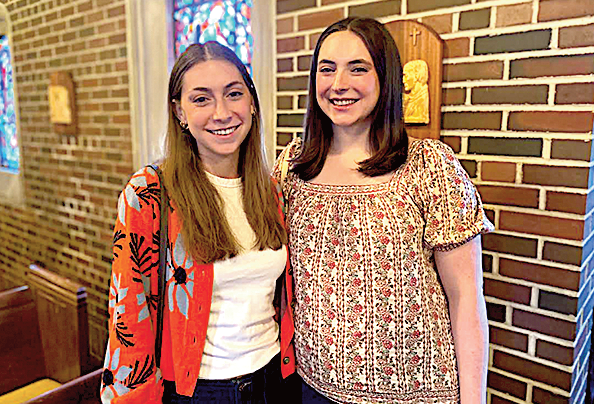 Anna Snider and Amelia Snider