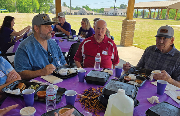 Former Hueytown classmates